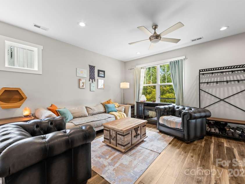 24 Blake Court, Arden, NC 28704.  MLS# CAR4288092, YatesRealty ID 30230. 