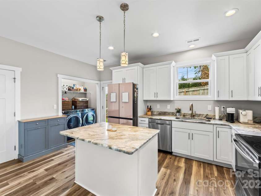 24 Blake Court, Arden, NC 28704.  MLS# CAR4288092, YatesRealty ID 30230. 