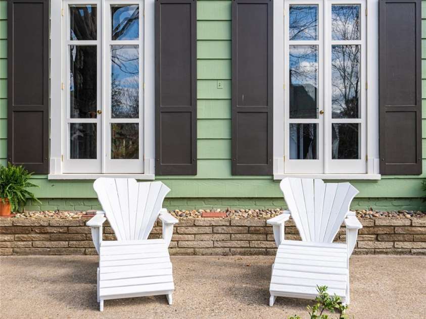 18 Edgemont Road, Asheville, NC 28801.  MLS# CAR4352399, YatesRealty ID 30231. 