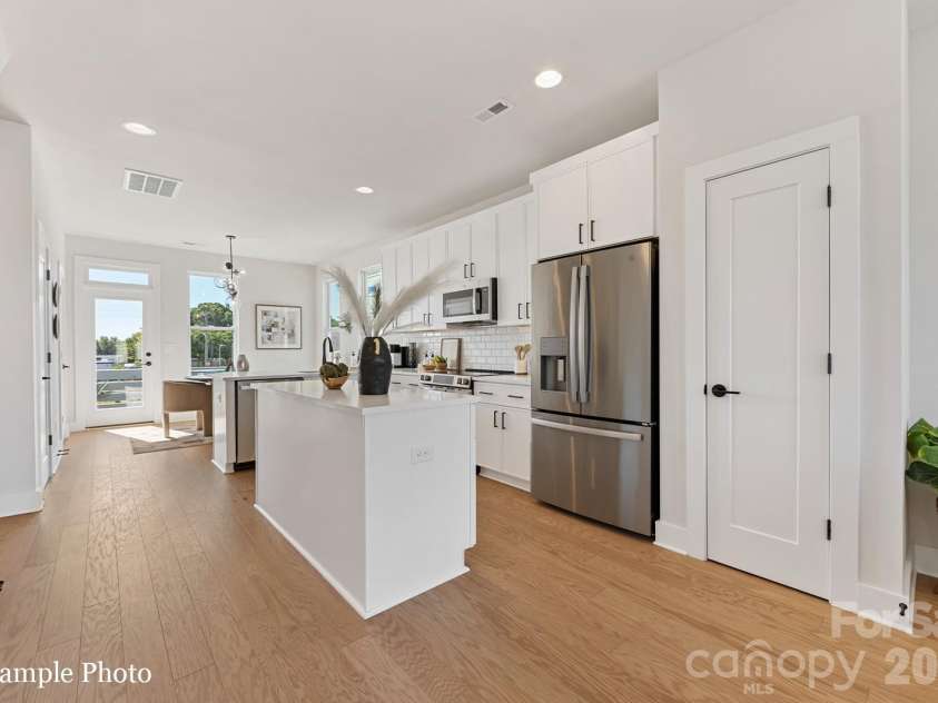 150 Red Azalea Lane, Charlotte, NC 28217.  MLS# CAR4364804, YatesRealty ID 30232. 