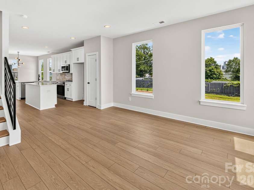150 Red Azalea Lane, Charlotte, NC 28217.  MLS# CAR4364804, YatesRealty ID 30232. 