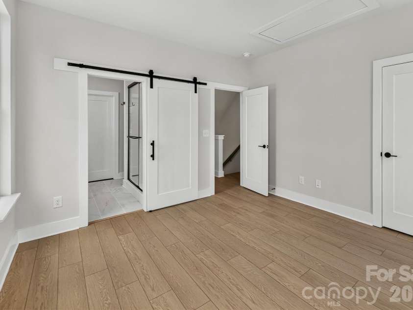 150 Red Azalea Lane, Charlotte, NC 28217.  MLS# CAR4364804, YatesRealty ID 30232. 