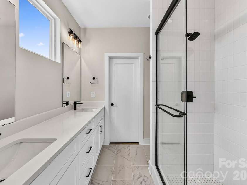 150 Red Azalea Lane, Charlotte, NC 28217.  MLS# CAR4364804, YatesRealty ID 30232. 