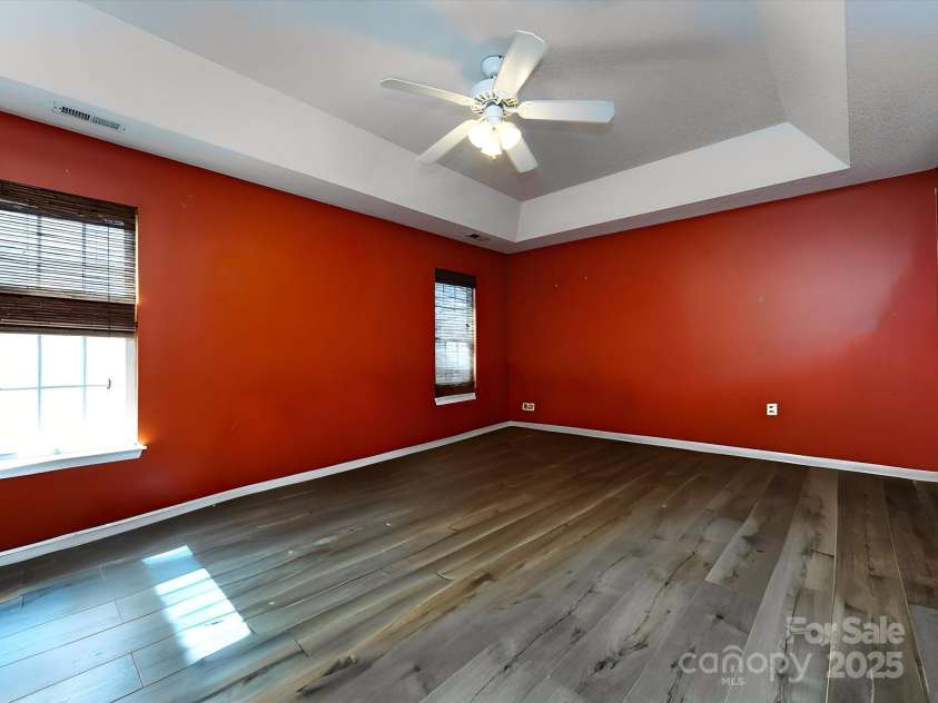 3509 Joel Turner Drive, Charlotte, NC 28216.  MLS# CAR4283361, YatesRealty ID 30232. 