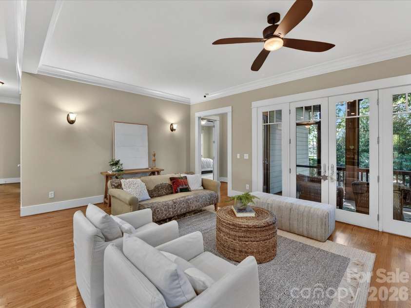 514 Magnolia Avenue, Charlotte, NC 28203.  MLS# CAR4372489, YatesRealty ID 30233. 