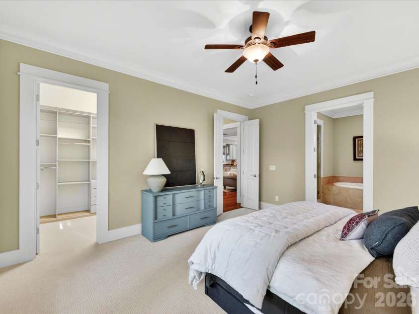 514 Magnolia Avenue, Charlotte, NC 28203.  MLS# CAR4372489, YatesRealty ID 30233. 