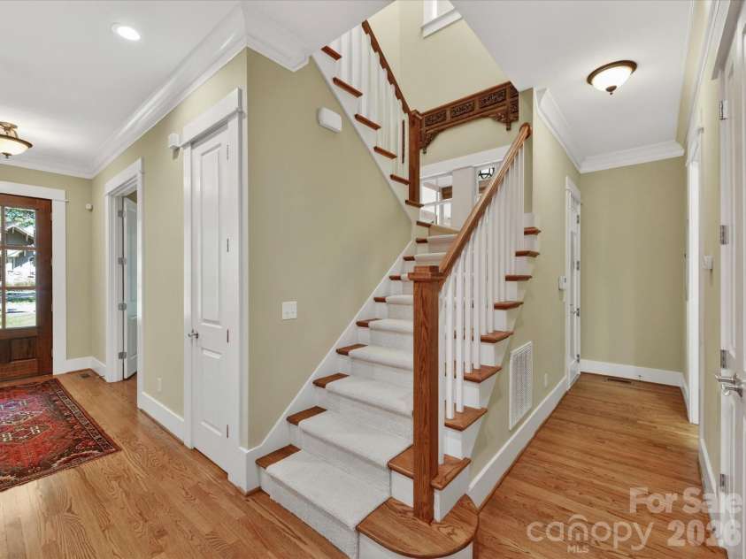 514 Magnolia Avenue, Charlotte, NC 28203.  MLS# CAR4372489, YatesRealty ID 30233. 