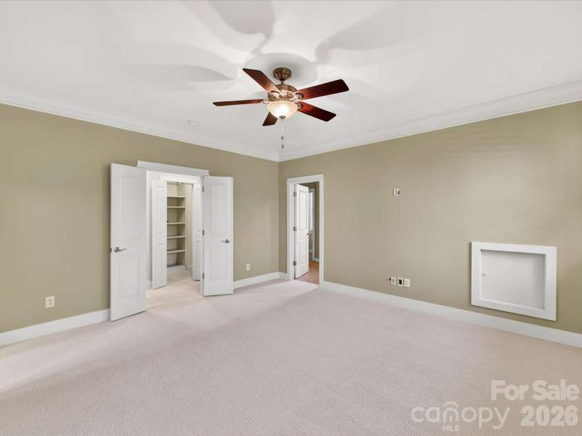 514 Magnolia Avenue, Charlotte, NC 28203.  MLS# CAR4372489, YatesRealty ID 30233. 
