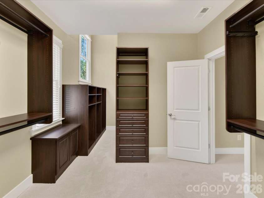 514 Magnolia Avenue, Charlotte, NC 28203.  MLS# CAR4372489, YatesRealty ID 30233. 
