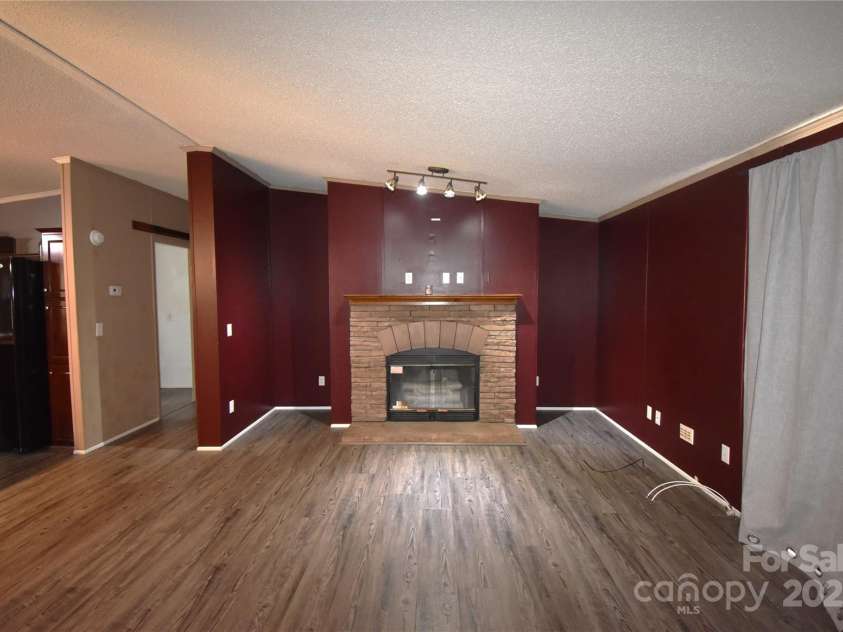 106 Holden Drive, Grover, NC 28073.  MLS# CAR4281680, YatesRealty ID 30234. 
