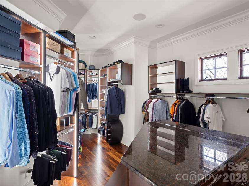 47 Ridge Pine Trail, Arden, NC 28704.  MLS# CAR4370746, YatesRealty ID 30234. Primary closet