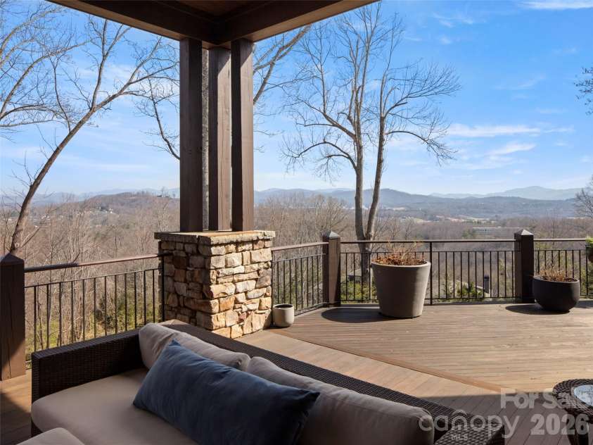 47 Ridge Pine Trail, Arden, NC 28704.  MLS# CAR4370746, YatesRealty ID 30234. Upper deck