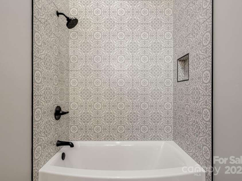 64 Southchase Drive, Fletcher, NC 28732.  MLS# CAR4288102, YatesRealty ID 30236. 