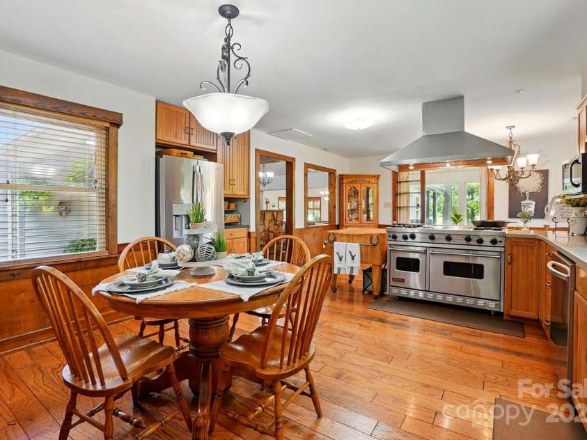 7204 NC 218 Highway, Marshville, NC 28103.  MLS# CAR4273852, YatesRealty ID 30238. Stunning Kitchen 