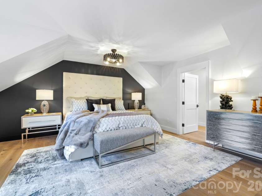 95 Cardinal Trace, Lake Toxaway, NC 28747.  MLS# CAR4376336, YatesRealty ID 30238. Bed Rm Suite #2