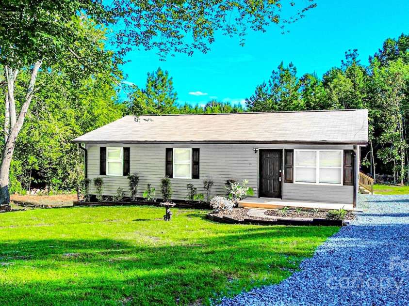 204 Caldwell Street, Forest City, NC 28043.  MLS# CAR4283485, YatesRealty ID 30239. 