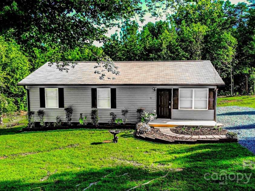 204 Caldwell Street, Forest City, NC 28043.  MLS# CAR4283485, YatesRealty ID 30239. 