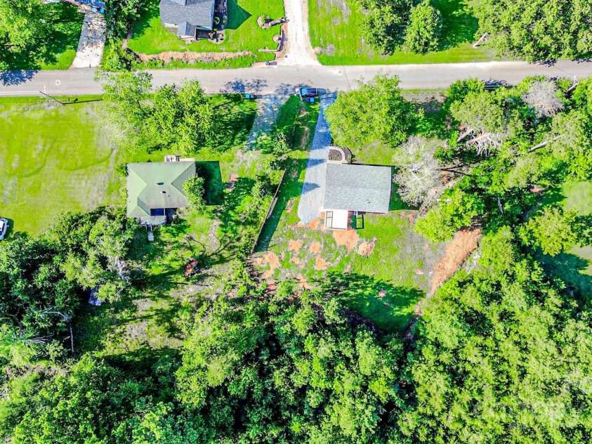 204 Caldwell Street, Forest City, NC 28043.  MLS# CAR4283485, YatesRealty ID 30239. 