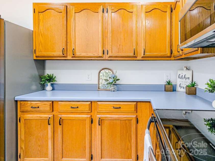 204 Caldwell Street, Forest City, NC 28043.  MLS# CAR4283485, YatesRealty ID 30239. 