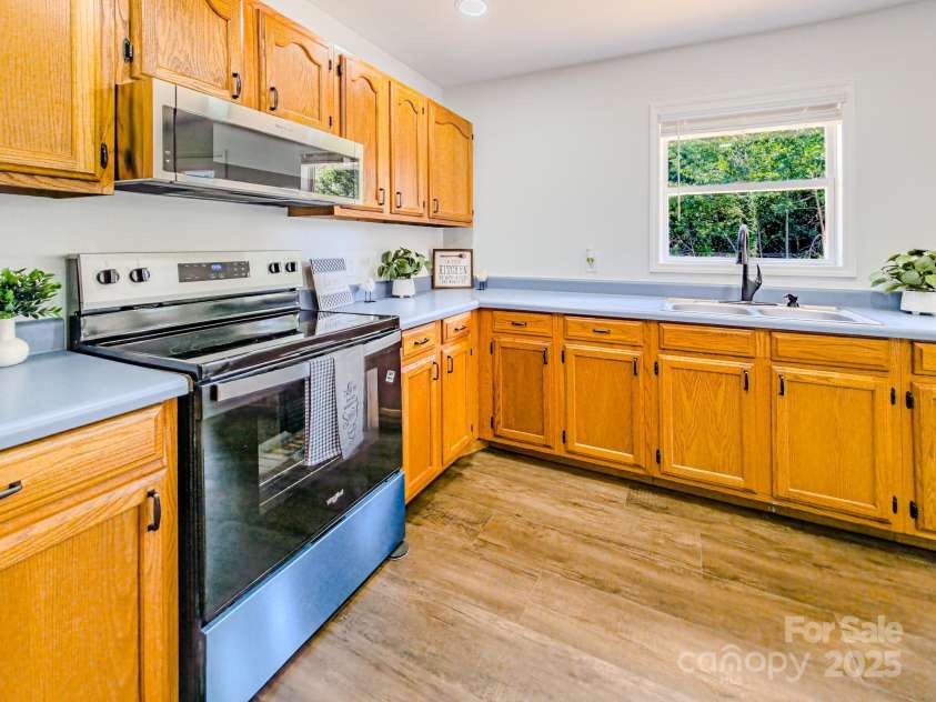 204 Caldwell Street, Forest City, NC 28043.  MLS# CAR4283485, YatesRealty ID 30239. 