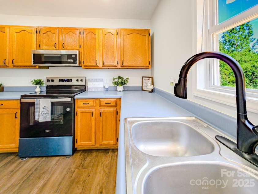 204 Caldwell Street, Forest City, NC 28043.  MLS# CAR4283485, YatesRealty ID 30239. 