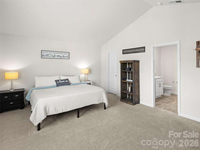 734 Fountain Park Boulevard, Asheville, NC 28806.  MLS# CAR4380533, YatesRealty ID 30239. 