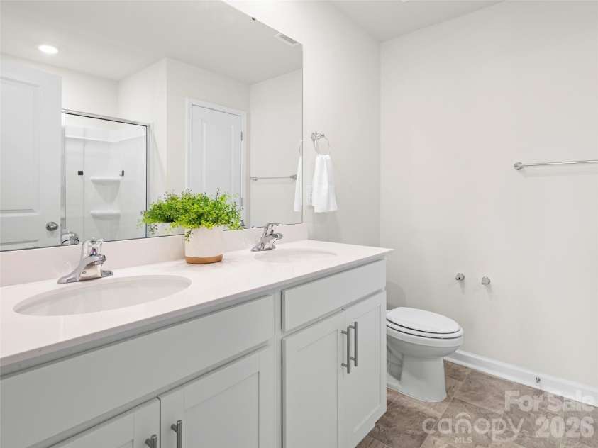 734 Fountain Park Boulevard, Asheville, NC 28806.  MLS# CAR4380533, YatesRealty ID 30239. 