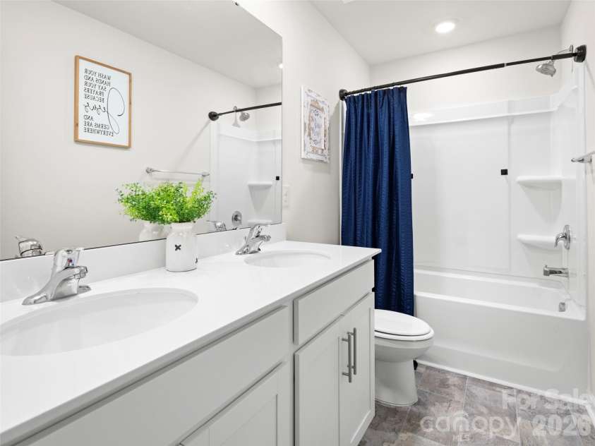 734 Fountain Park Boulevard, Asheville, NC 28806.  MLS# CAR4380533, YatesRealty ID 30239. 