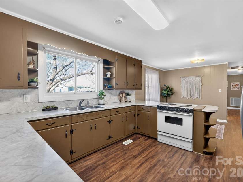 1708 Emmanuel Church Road, Conover, NC 28613.  MLS# CAR4350331, YatesRealty ID 3024. 