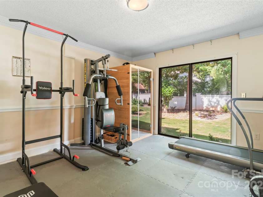 35 Heritage Drive, Clover, SC 29710.  MLS# CAR4287135, YatesRealty ID 30241. 