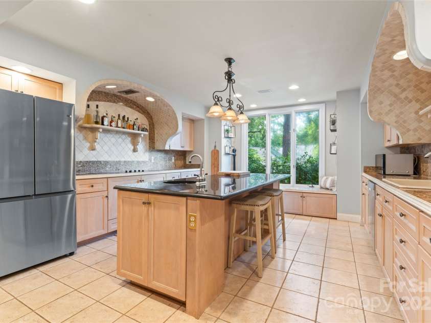 35 Heritage Drive, Clover, SC 29710.  MLS# CAR4287135, YatesRealty ID 30241. 