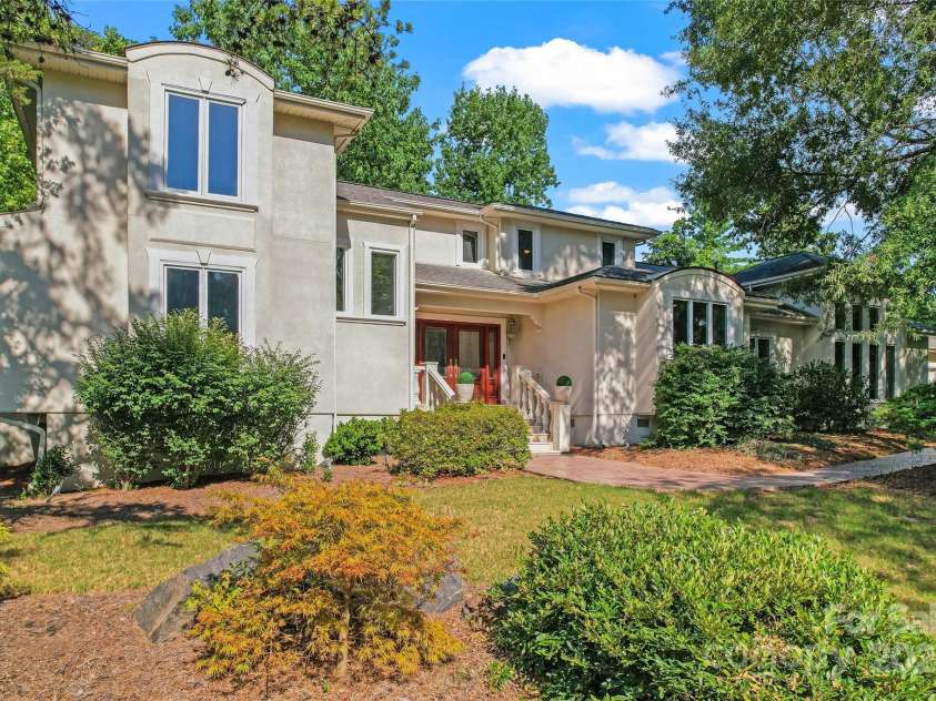 35 Heritage Drive, Clover, SC 29710.  MLS# CAR4317648, YatesRealty ID 30241. 