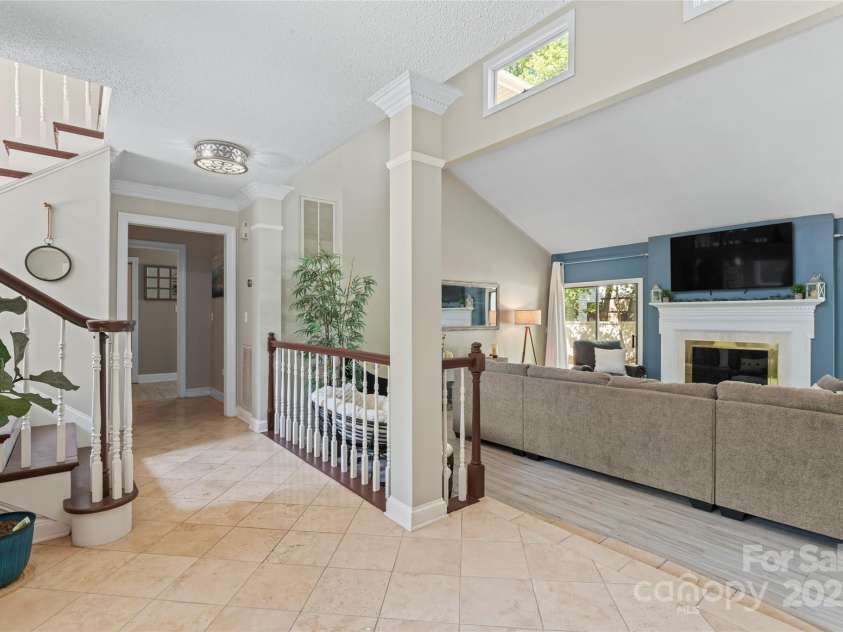 35 Heritage Drive, Clover, SC 29710.  MLS# CAR4317648, YatesRealty ID 30241. 