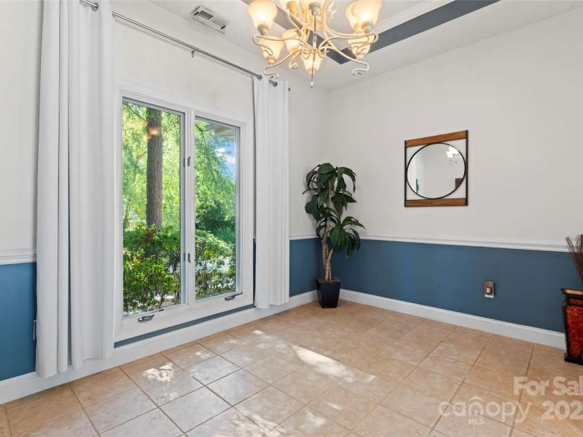 35 Heritage Drive, Clover, SC 29710.  MLS# CAR4317648, YatesRealty ID 30241. 