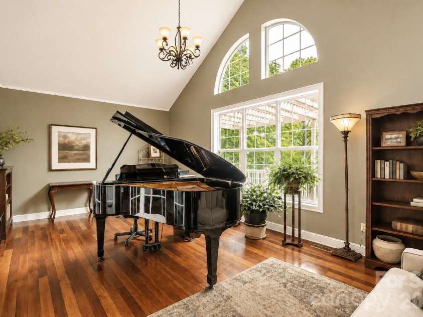 60 Hawks Pointe Lane, Weaverville, NC 28787.  MLS# CAR4385628, YatesRealty ID 30242. 