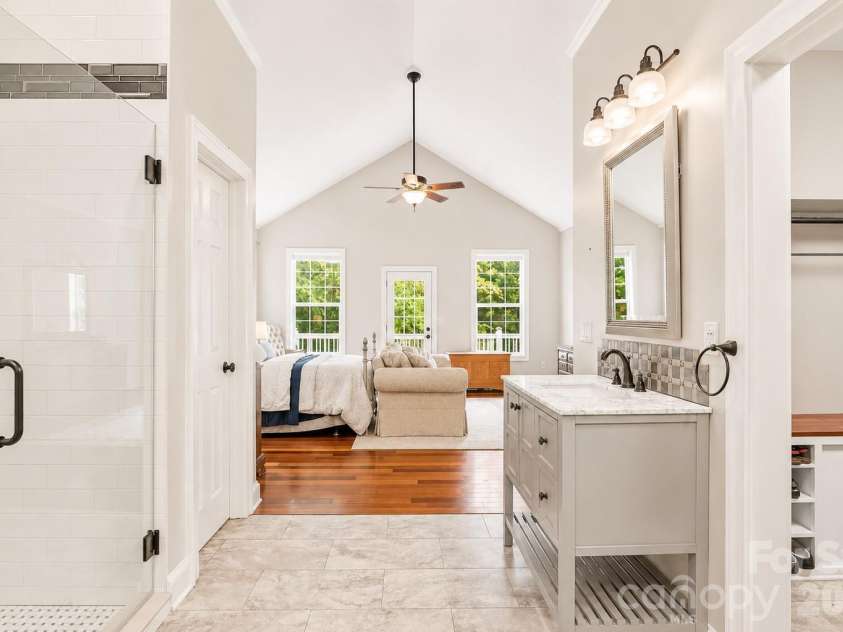 60 Hawks Pointe Lane, Weaverville, NC 28787.  MLS# CAR4385628, YatesRealty ID 30242. 