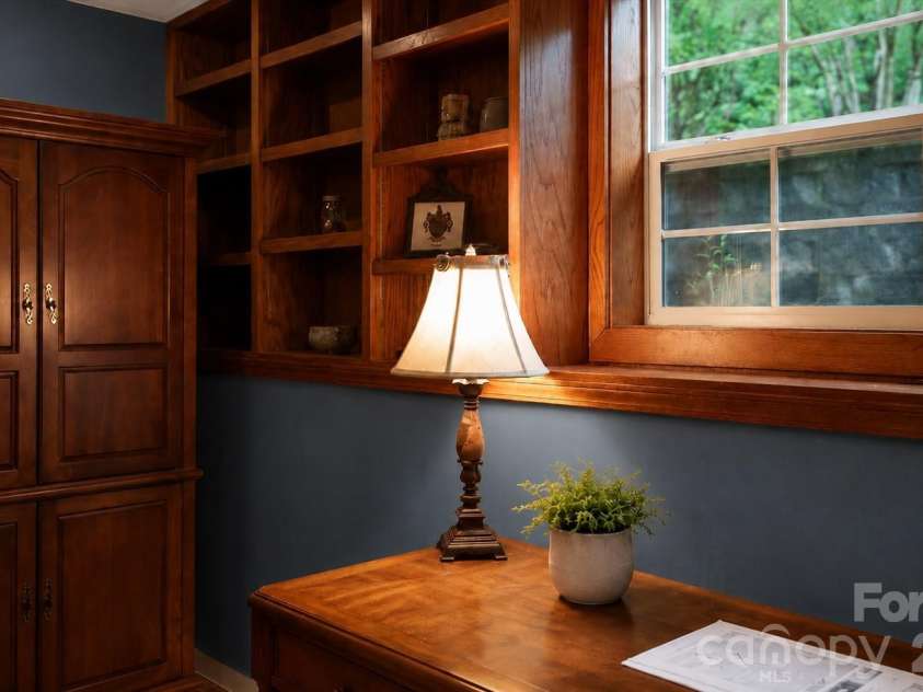 60 Hawks Pointe Lane, Weaverville, NC 28787.  MLS# CAR4385628, YatesRealty ID 30242. 