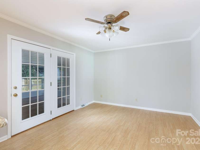 625 Post Lane, Rock Hill, SC 29730.  MLS# CAR4288361, YatesRealty ID 30242. 