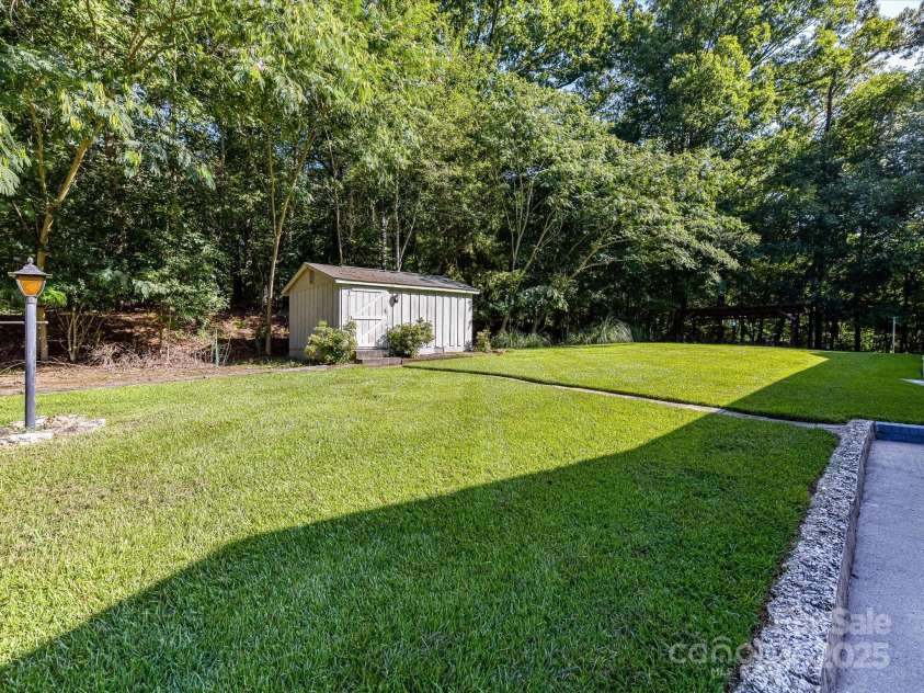 23353 Lake Tillery Road, Albemarle, NC 28001.  MLS# CAR4285145, YatesRealty ID 30243. 