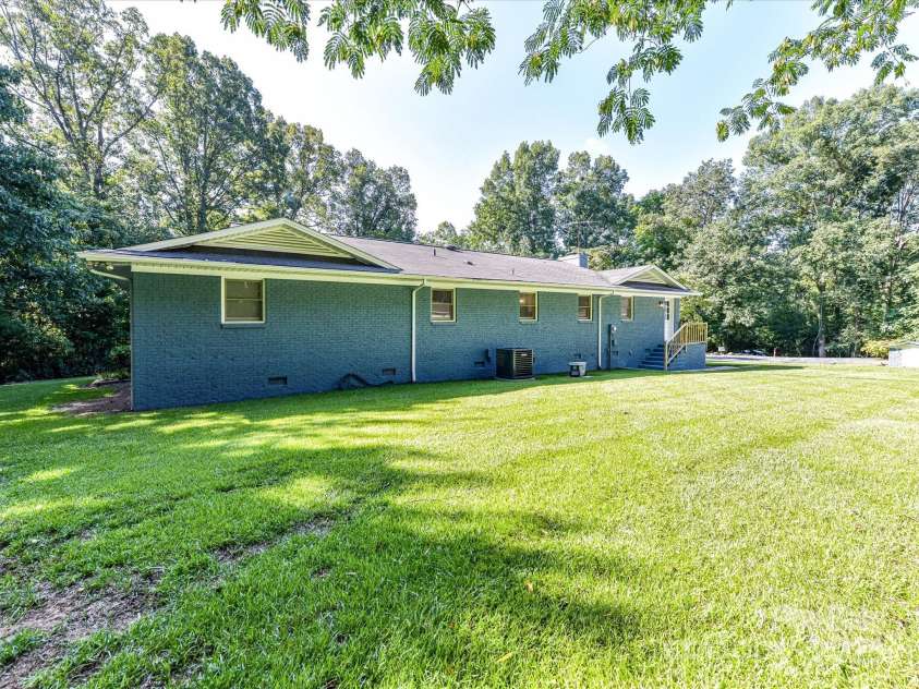 23353 Lake Tillery Road, Albemarle, NC 28001.  MLS# CAR4285145, YatesRealty ID 30243. 