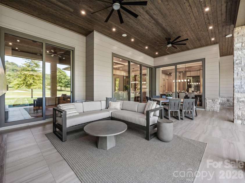 60 Walnut Valley Parkway, Arden, NC 28704.  MLS# CAR4385723, YatesRealty ID 30243. 