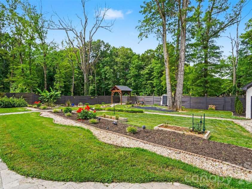 1023 Piney Drive, Monroe, NC 28110.  MLS# CAR4387708, YatesRealty ID 30244. 