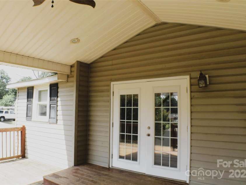 315 Second Street, Stanley, NC 28164.  MLS# CAR4273690, YatesRealty ID 30244. 