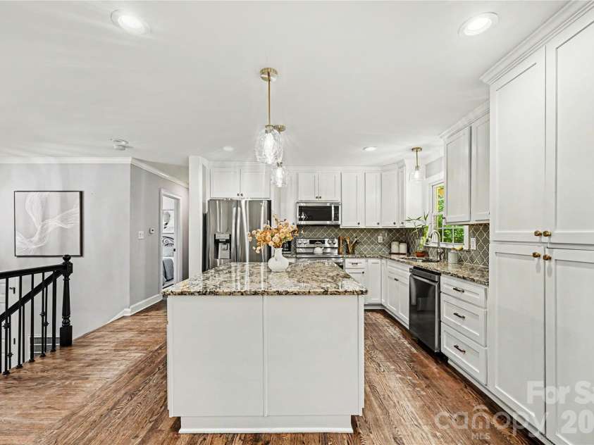 107 Condover Place, Charlotte, NC 28270.  MLS# CAR4386846, YatesRealty ID 30245. 