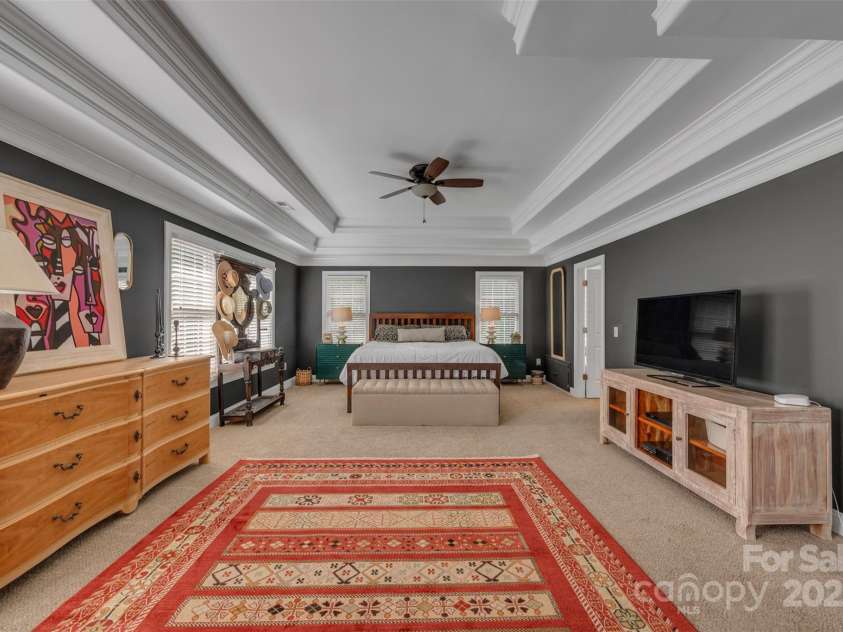 1735 30th Avenue Place, Hickory, NC 28601.  MLS# CAR4281660, YatesRealty ID 30245. 