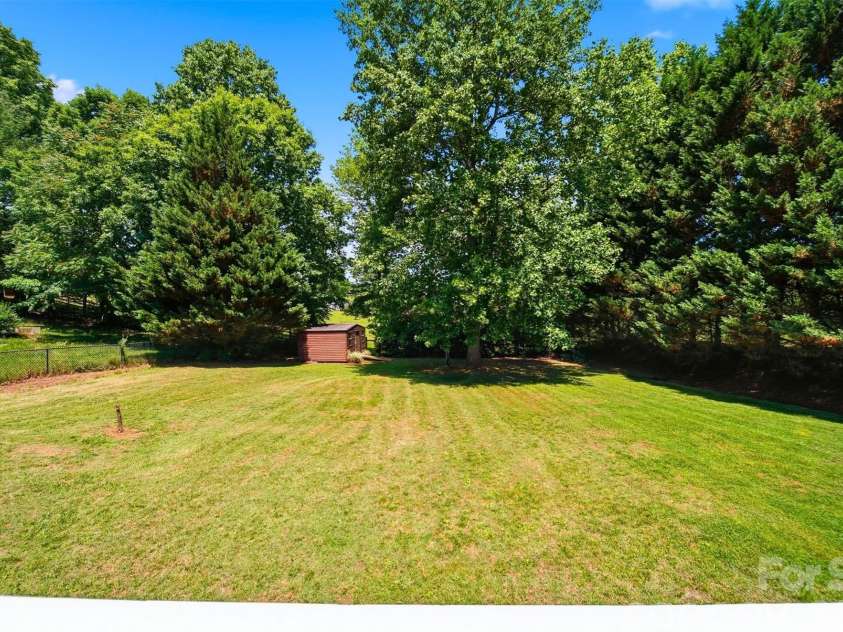 1245 34th Avenue, Hickory, NC 28601.  MLS# CAR4387938, YatesRealty ID 30246. 