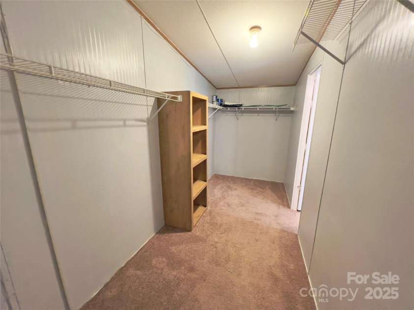 5000 Deal Mill Road, Granite Falls, NC 28630.  MLS# CAR4279141, YatesRealty ID 30246. 