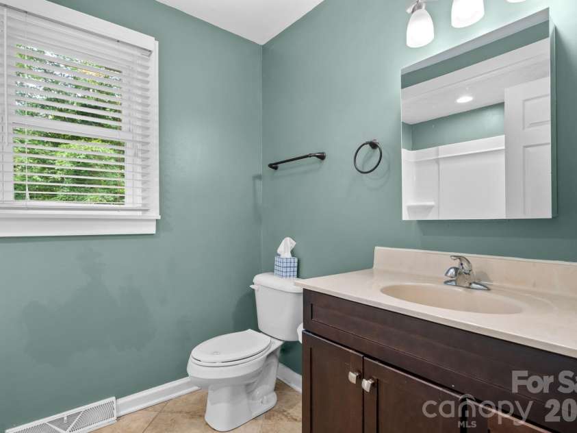 4073 NC 226A Highway, Marion, NC 28752.  MLS# CAR4388176, YatesRealty ID 30247. 