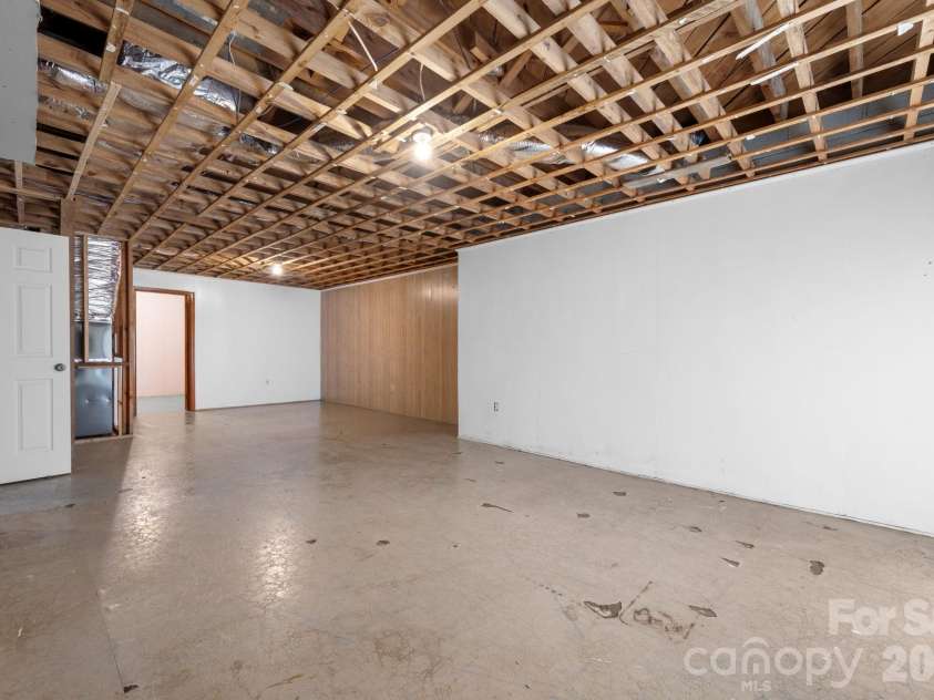 4073 NC 226A Highway, Marion, NC 28752.  MLS# CAR4388176, YatesRealty ID 30247. 