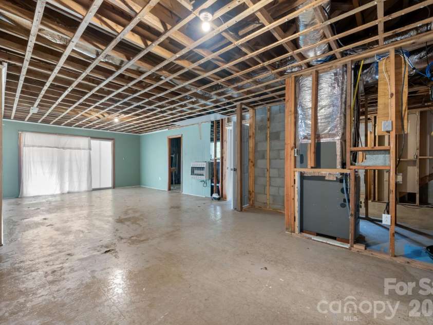 4073 NC 226A Highway, Marion, NC 28752.  MLS# CAR4388176, YatesRealty ID 30247. 